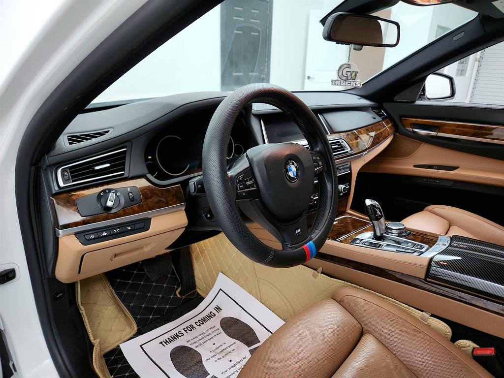 2015 BMW 7-Series 740li photo
