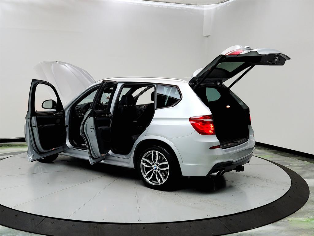 2017 BMW X3 Xdrive28i photo