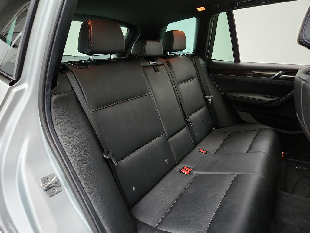 2017 BMW X3 Xdrive28i photo