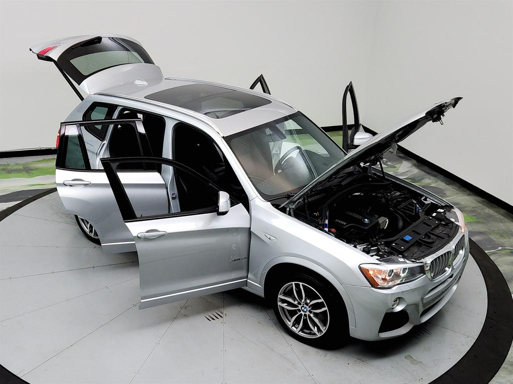 2017 BMW X3 Xdrive28i photo