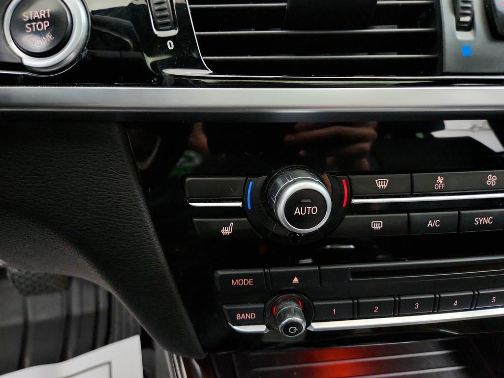 2017 BMW X3 Xdrive28i photo
