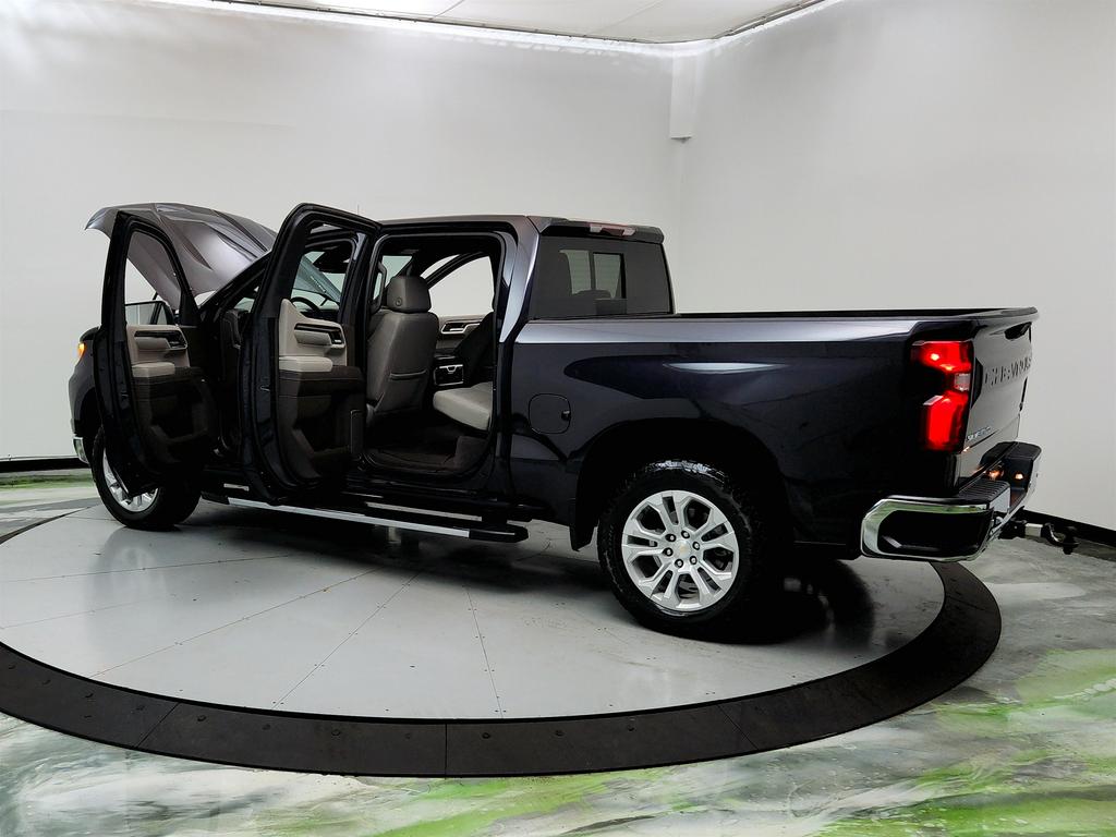 2023 Chevrolet Silverado 1500 LTZ photo