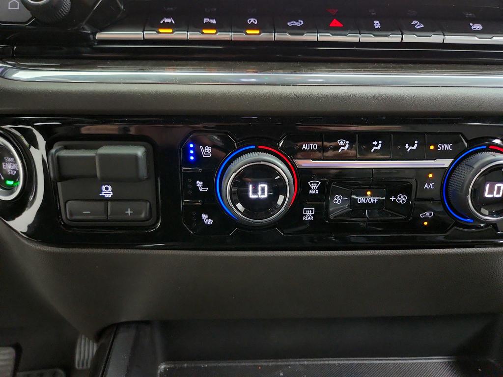 2023 Chevrolet Silverado 1500 LTZ photo