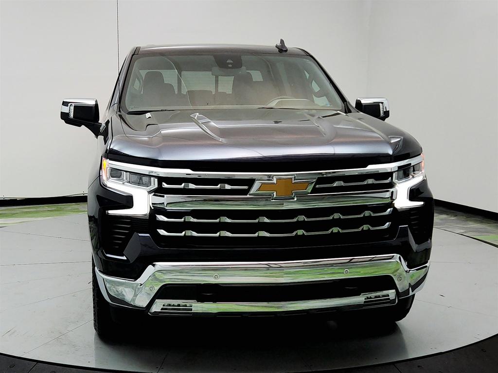 2023 Chevrolet Silverado 1500 LTZ photo