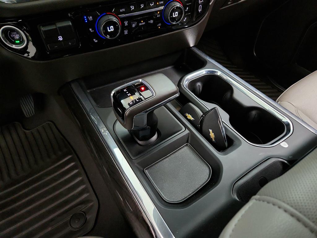 2023 Chevrolet Silverado 1500 LTZ photo