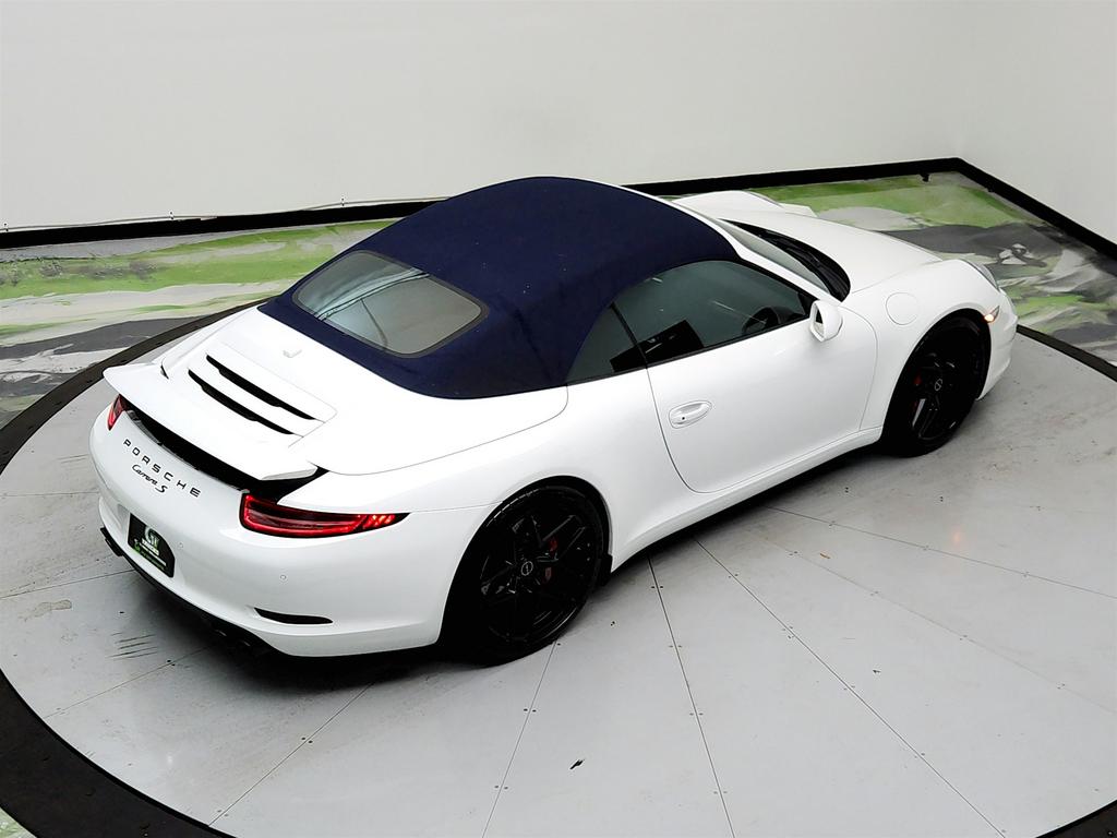 2014 Porsche 911 Carrera 4S photo
