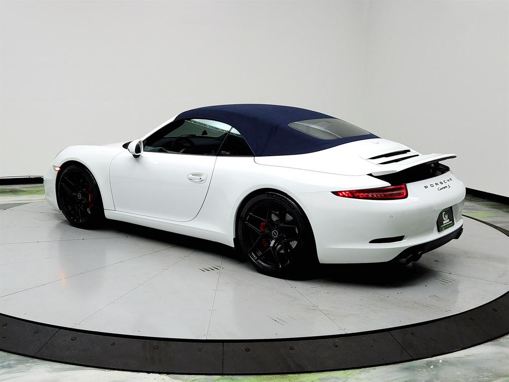 2014 Porsche 911 Carrera 4S photo