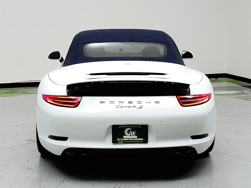 2014 Porsche 911 Carrera 4S photo