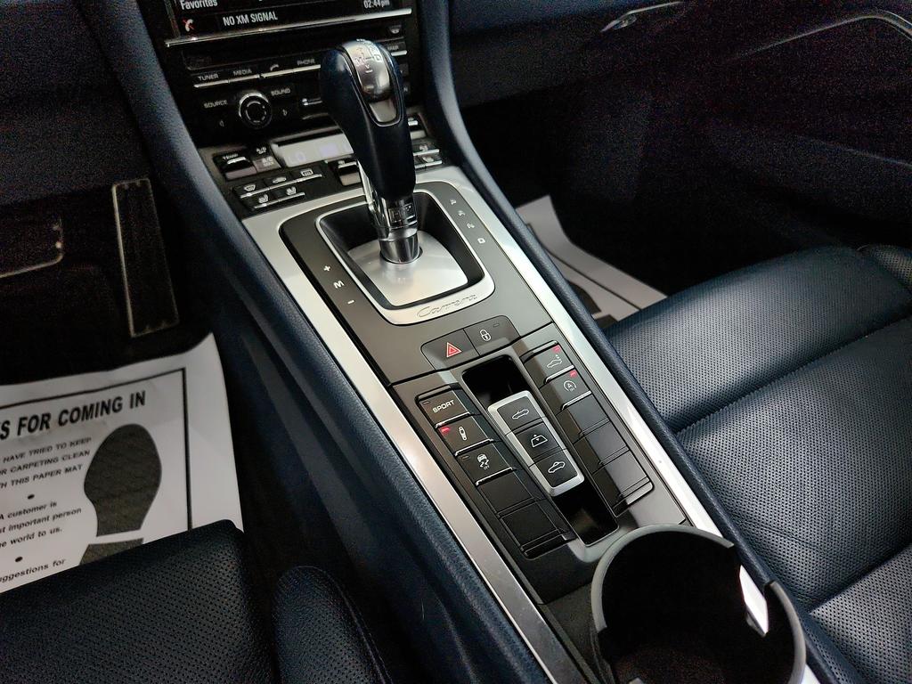 2014 Porsche 911 Carrera 4S photo