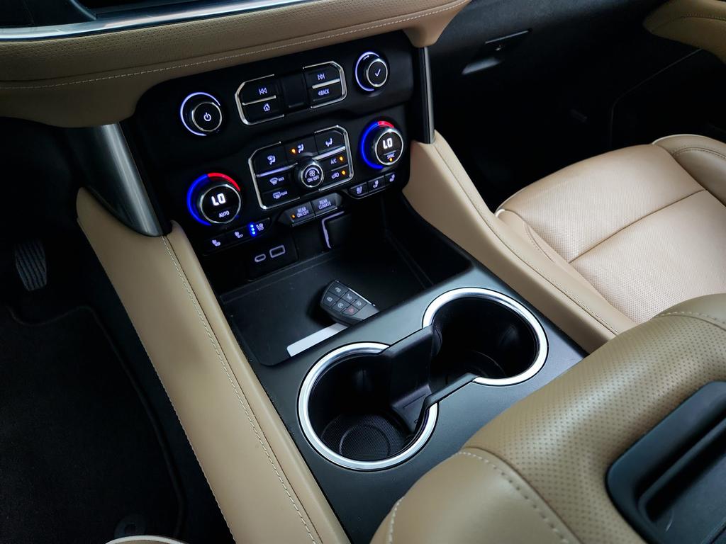2021 Chevrolet Tahoe Premier photo