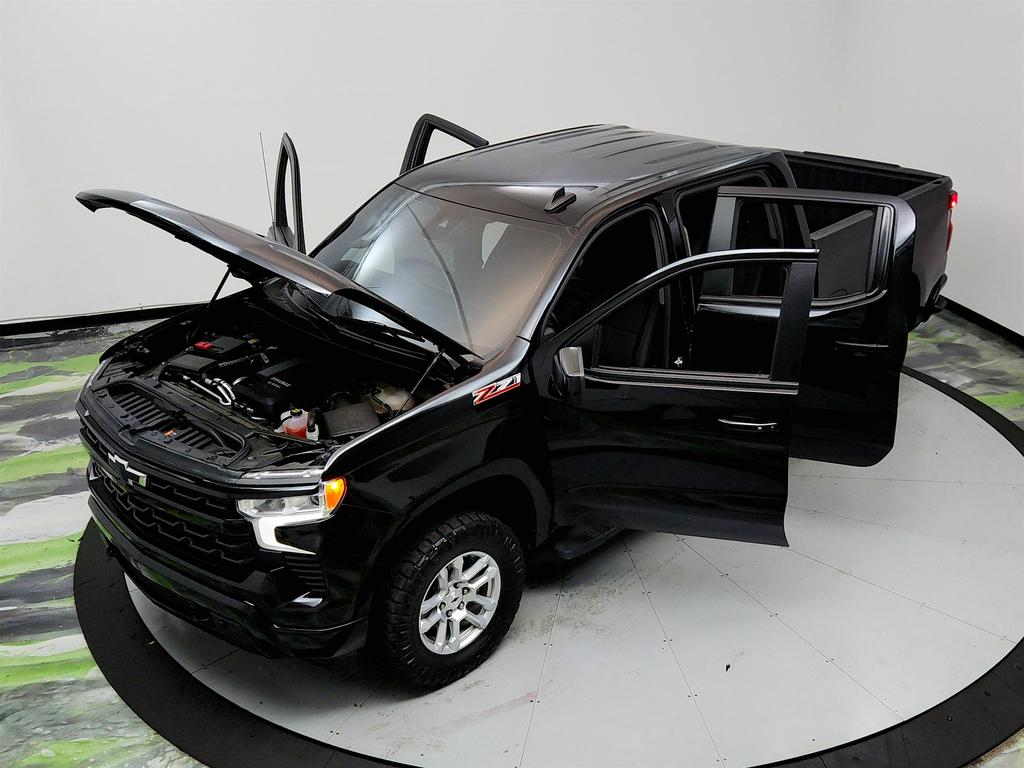 2024 Chevrolet Silverado 1500 RST photo