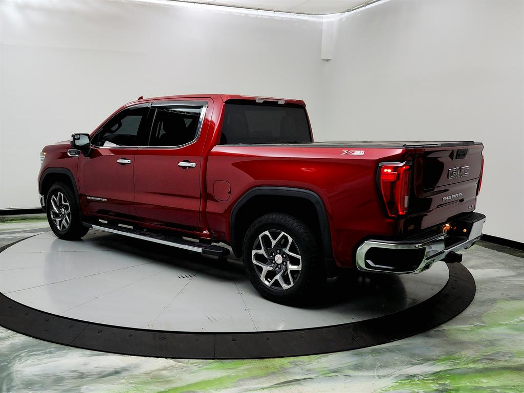 2022 GMC Sierra 1500 SLT photo