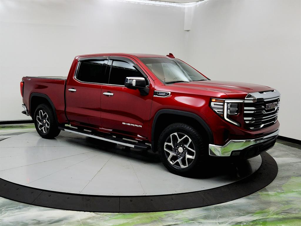 2022 GMC Sierra 1500 SLT photo