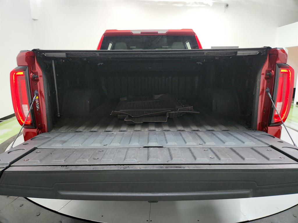 2022 GMC Sierra 1500 SLT photo