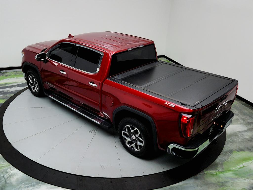 2022 GMC Sierra 1500 SLT photo