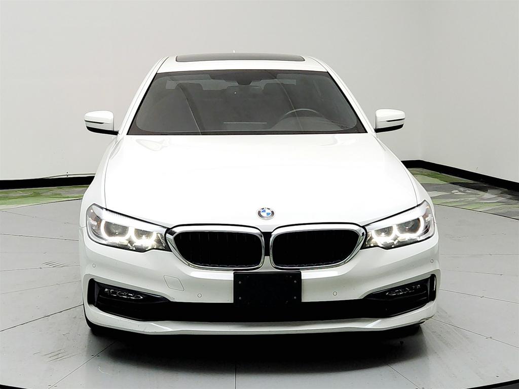 2018 BMW 5-Series 540xi photo