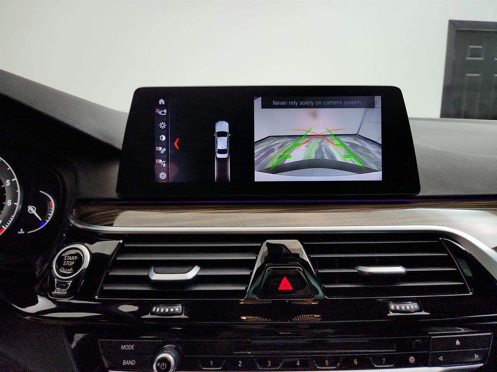 2018 BMW 5-Series 540xi photo
