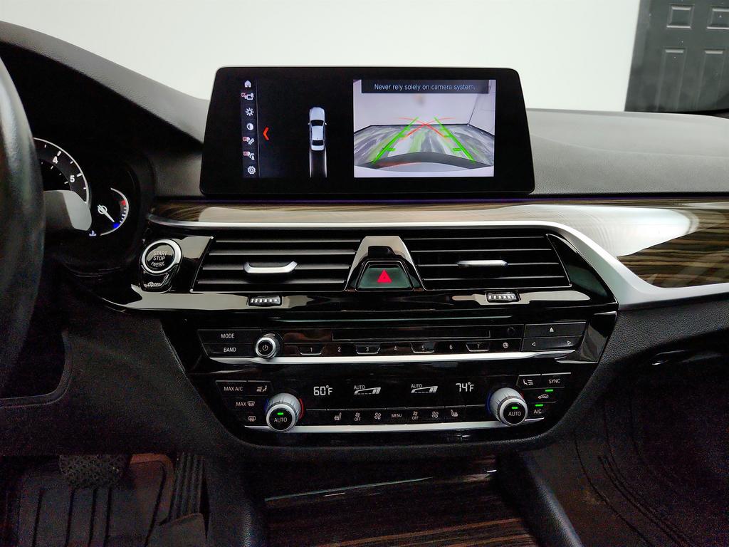 2018 BMW 5-Series 540xi photo
