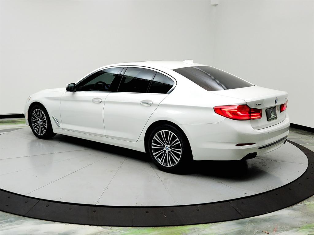 2018 BMW 5-Series 540xi photo