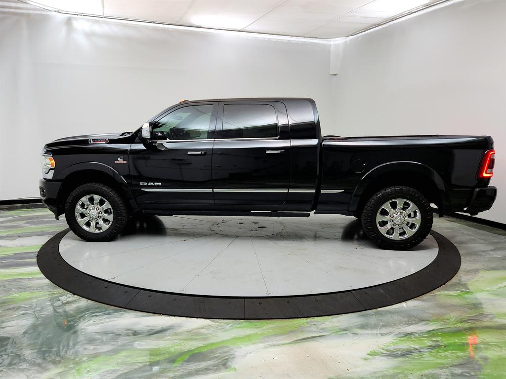 2019 RAM 3500 Limited photo