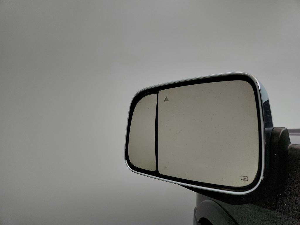 2019 RAM 3500 Limited photo
