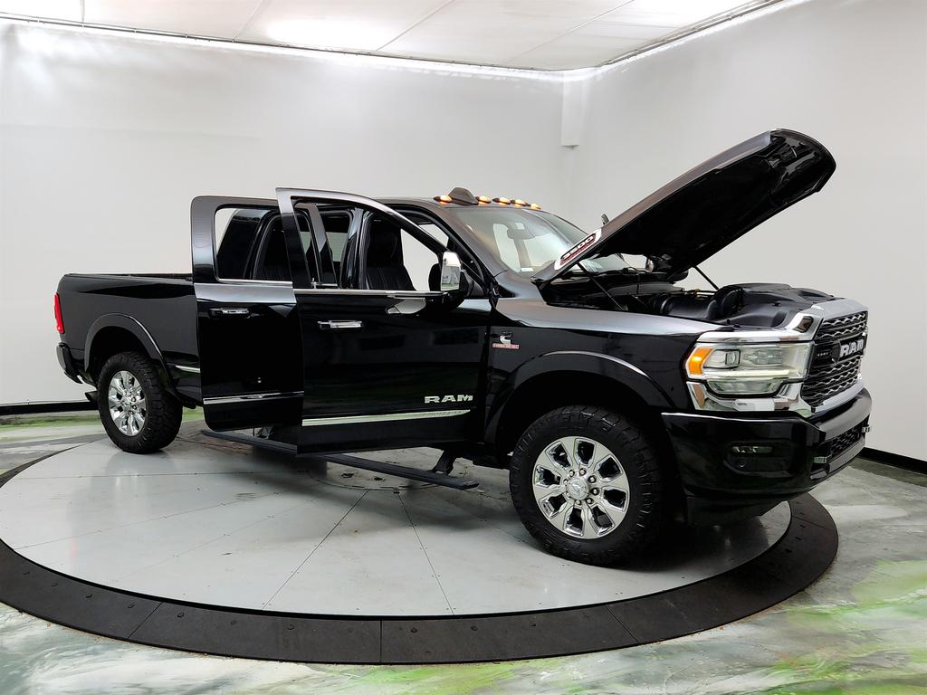 2019 RAM 3500 Limited photo