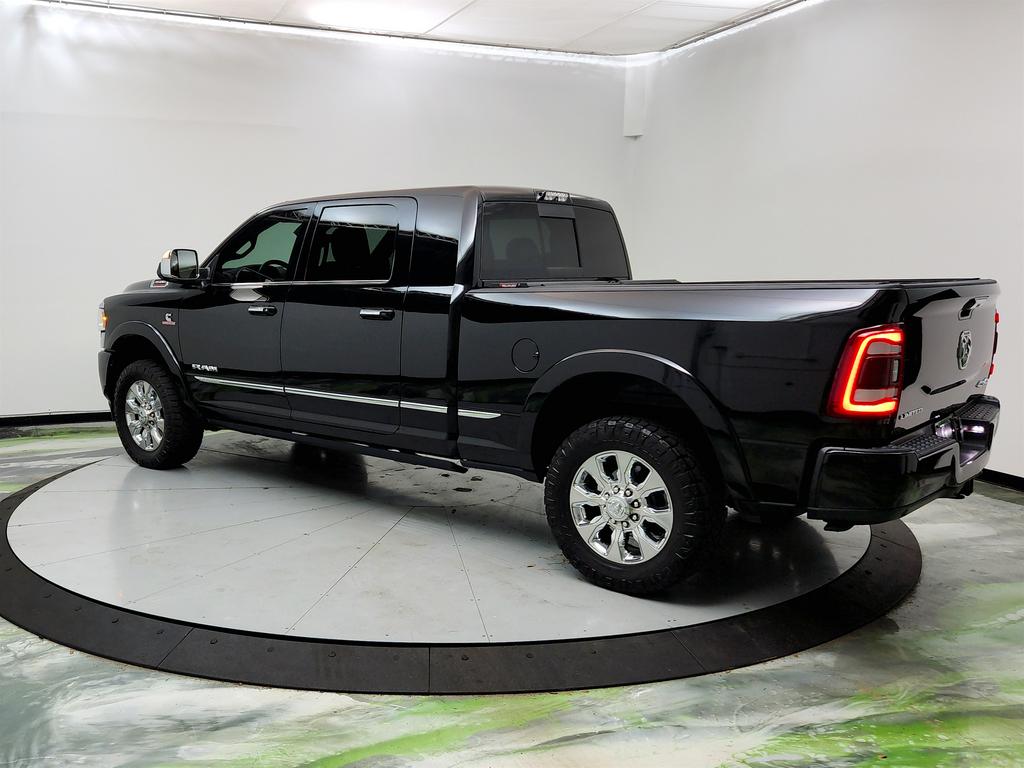 2019 RAM 3500 Limited photo
