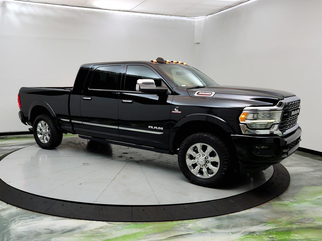2019 RAM 3500 Limited photo