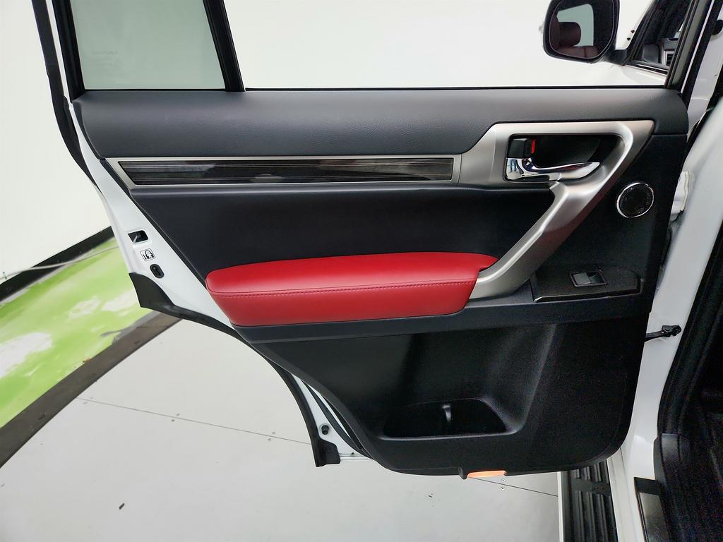 2023 Lexus GX 460 photo