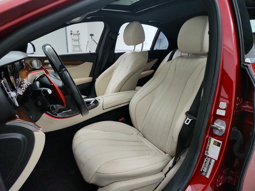 2017 Mercedes-Benz E-Class E300 photo