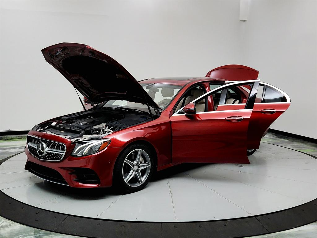 2017 Mercedes-Benz E-Class E300 photo