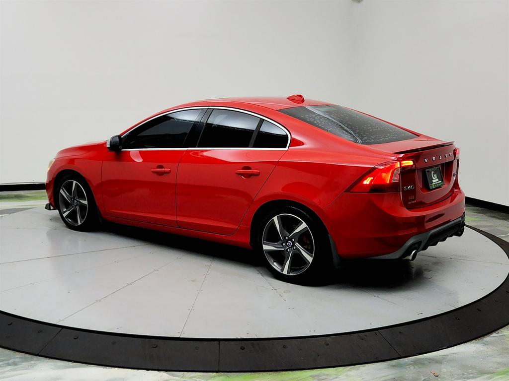 2015 Volvo S60 T6 R-Design photo