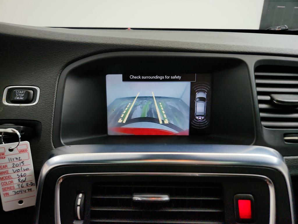 2015 Volvo S60 T6 R-Design photo