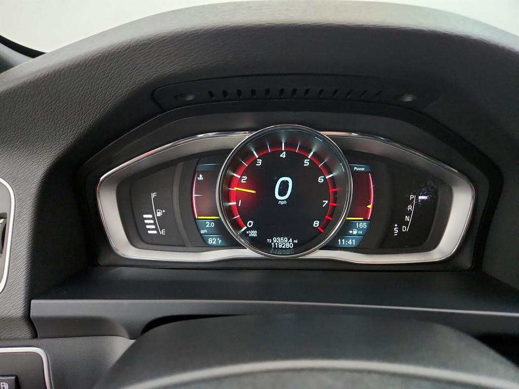 2015 Volvo S60 T6 R-Design photo