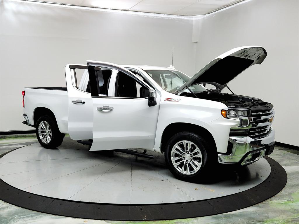 2019 Chevrolet Silverado 1500 LTZ photo