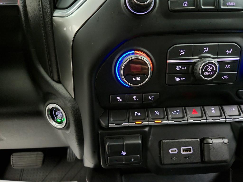 2019 Chevrolet Silverado 1500 LTZ photo