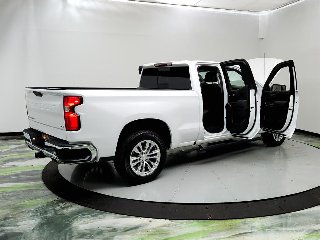 2019 Chevrolet Silverado 1500 LTZ photo