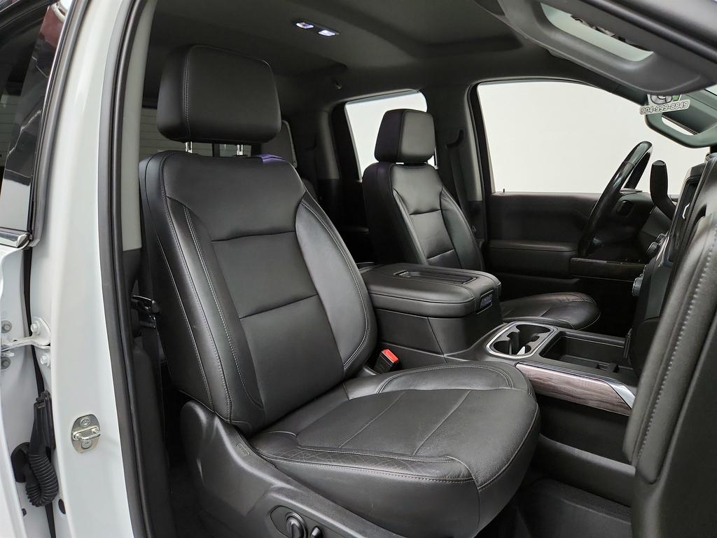 2019 Chevrolet Silverado 1500 LTZ photo