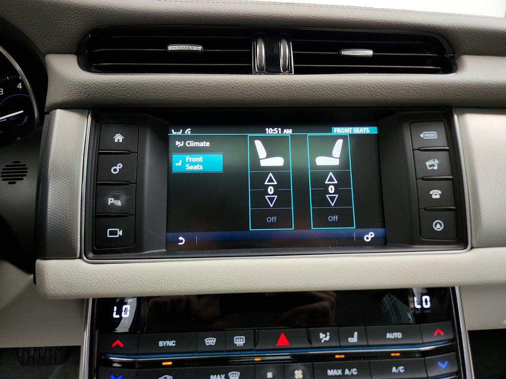 2018 Jaguar XF 25t Premium photo