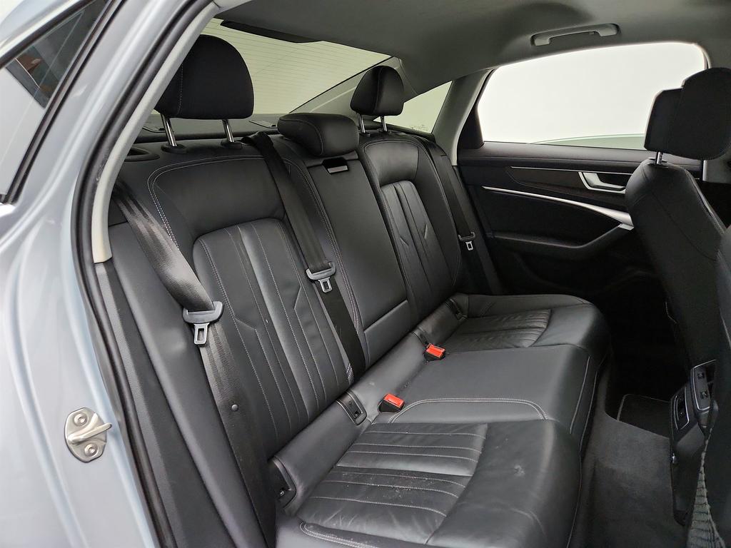 2019 Audi A6 Premium photo
