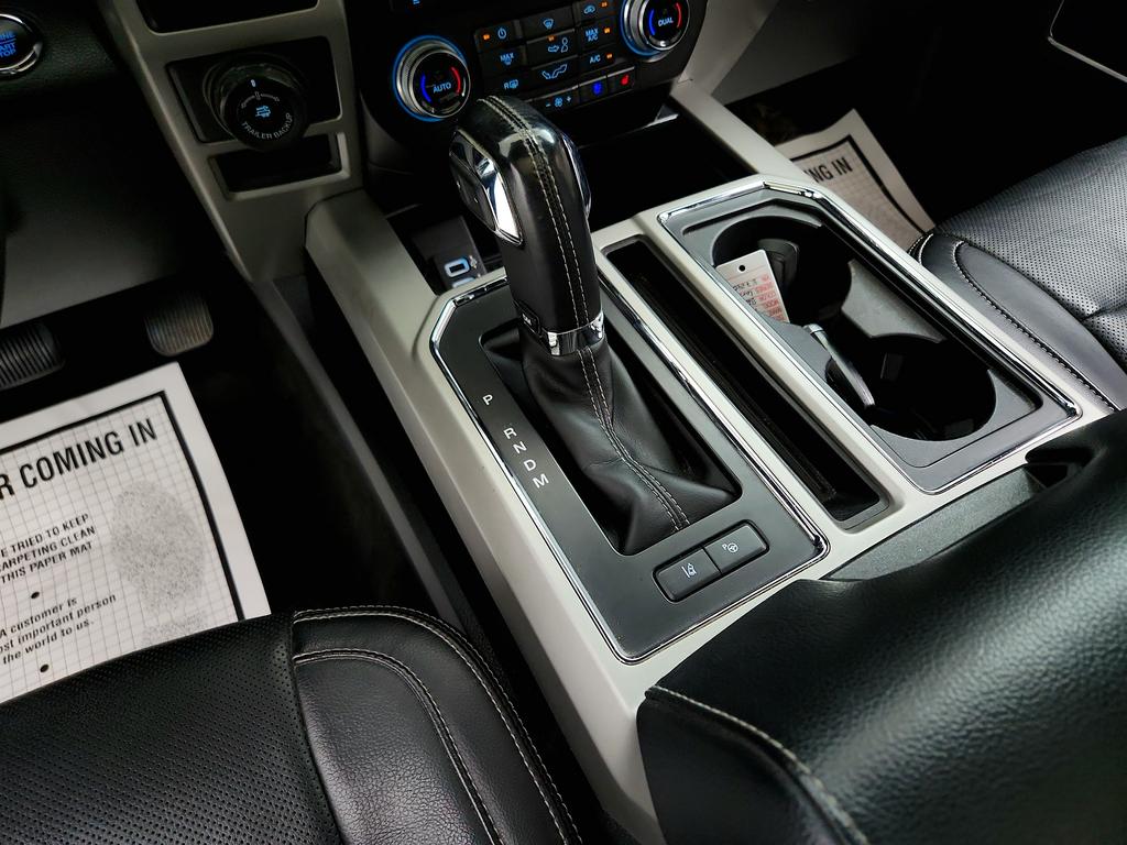 2018 Ford F150 Lariat photo