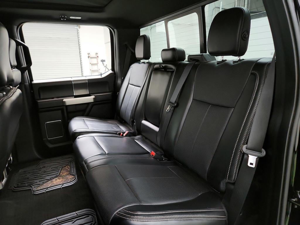 2018 Ford F150 Lariat photo