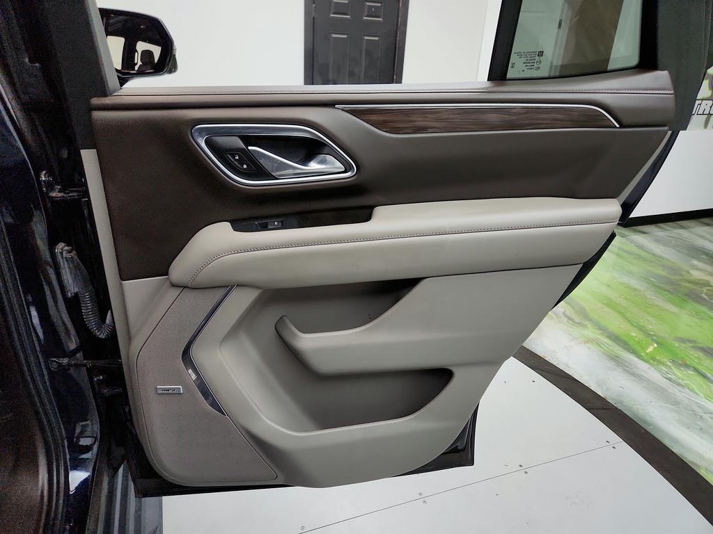 2021 Chevrolet Tahoe LT photo