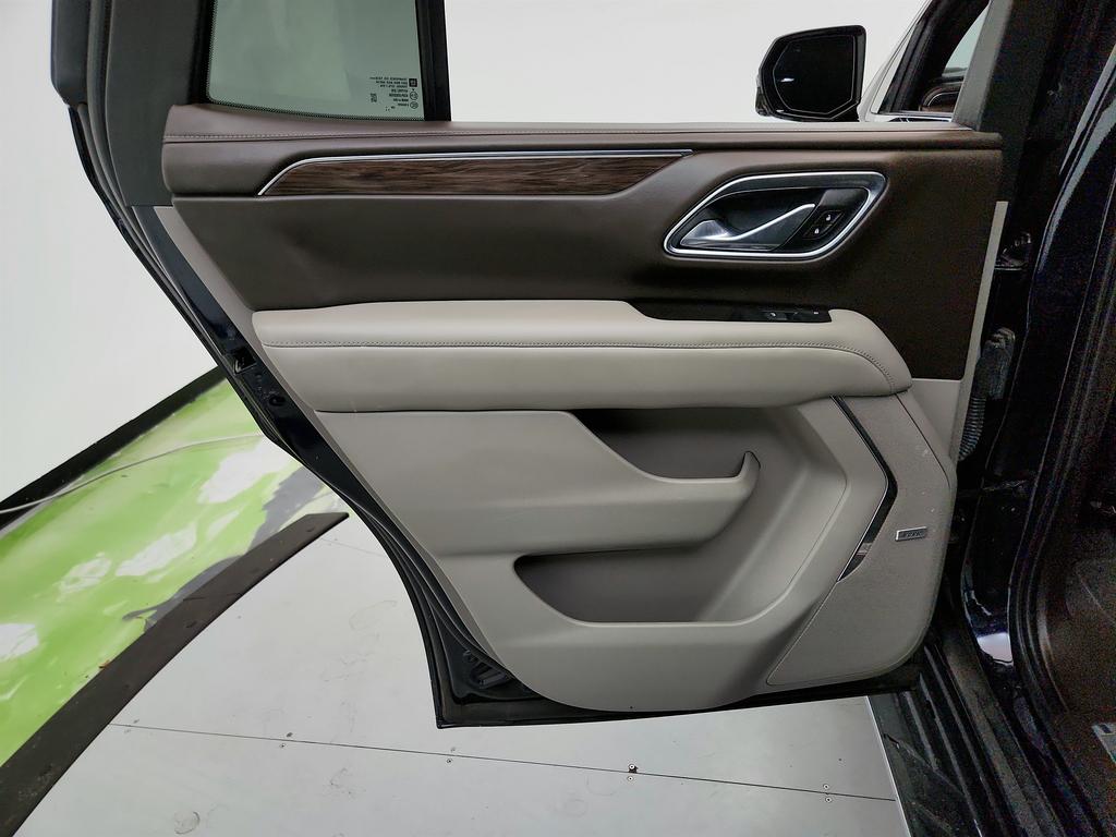 2021 Chevrolet Tahoe LT photo