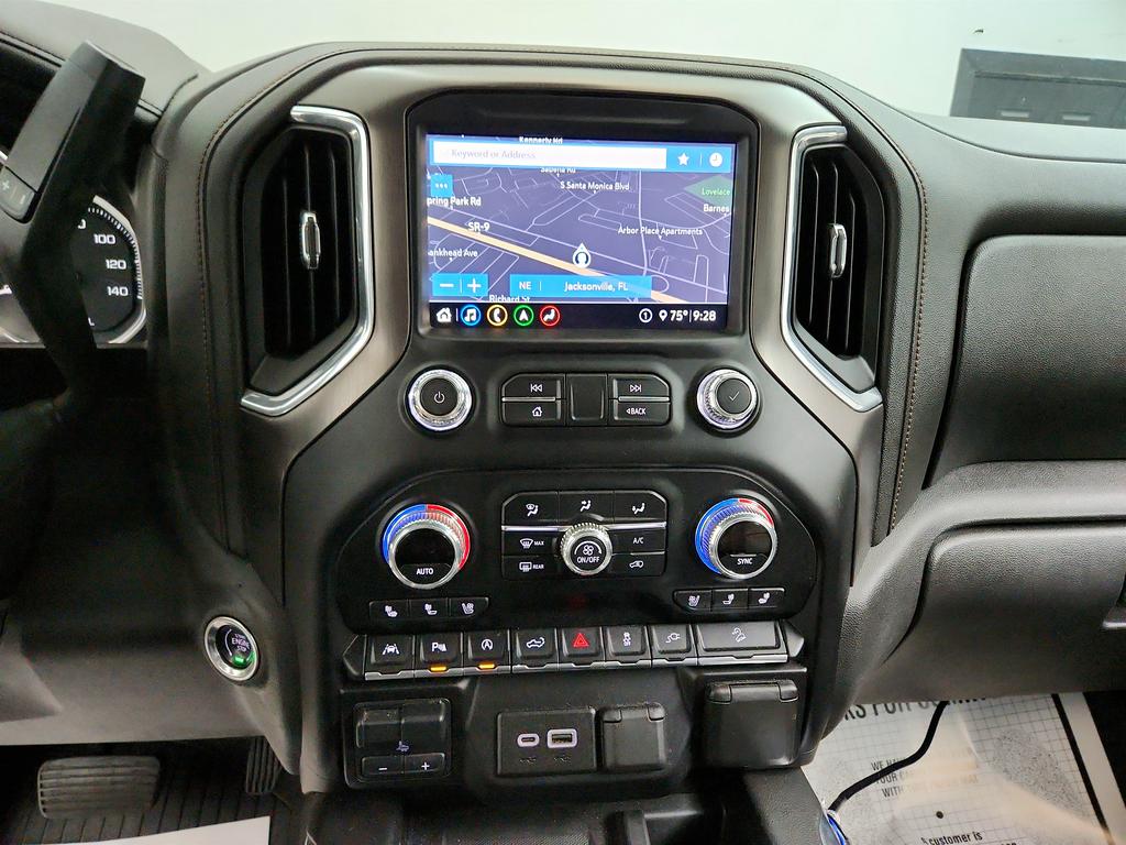 2020 GMC Sierra 1500 AT4 photo