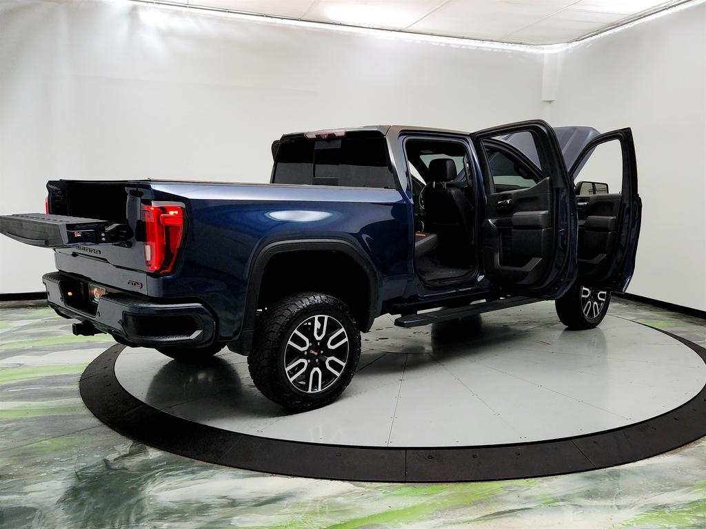 2020 GMC Sierra 1500 AT4 photo