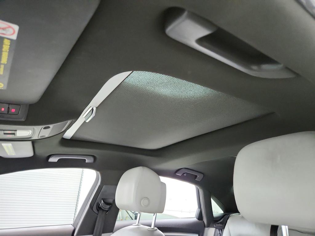 2016 Audi A3 Premium photo