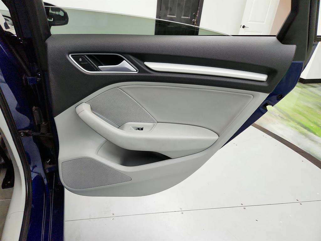 2016 Audi A3 Premium photo
