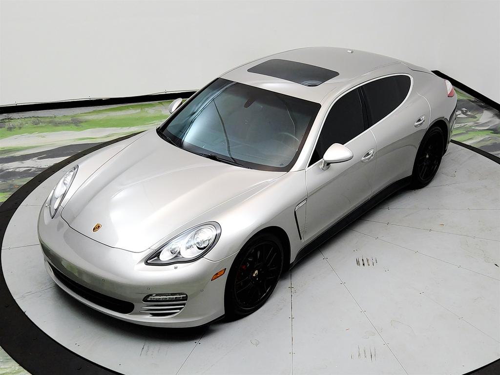 2010 Porsche Panamera S photo