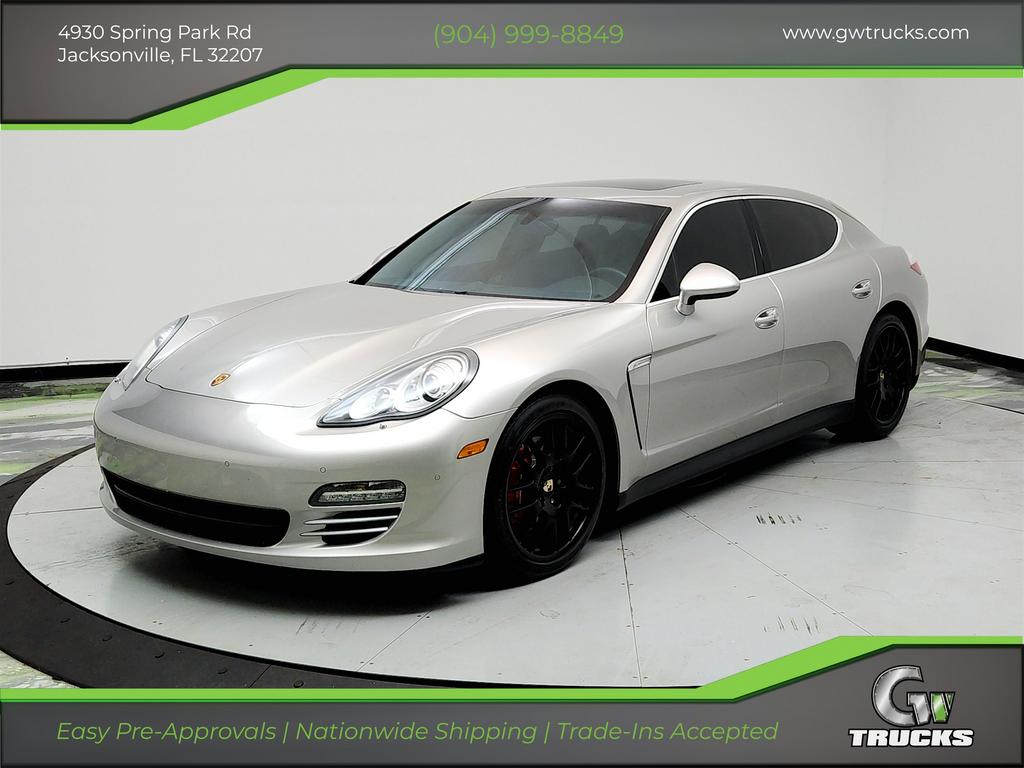 2010 Porsche Panamera S photo